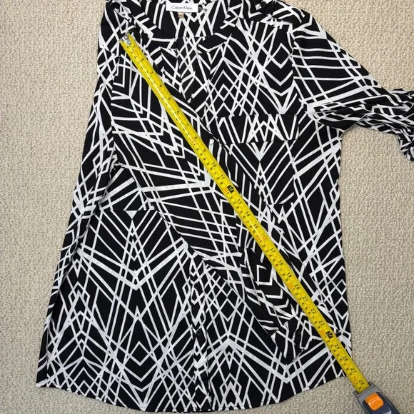 Calvin‎ Klein Black White Geometric Print Blouse, Womens Size Medium - Picture 7 of 14